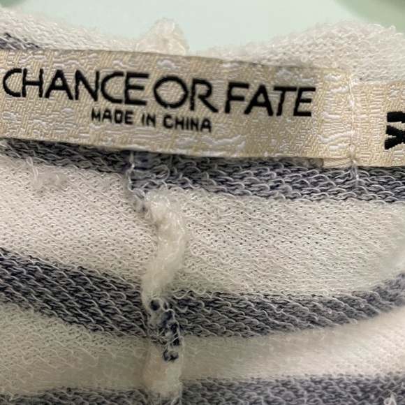 Chance or Fate lightweight ladies jacket with hood (could stay open or tied) - Picture 7 of 9